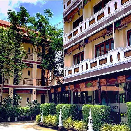 I Boutique Hotel Pluak Daeng Экстерьер фото