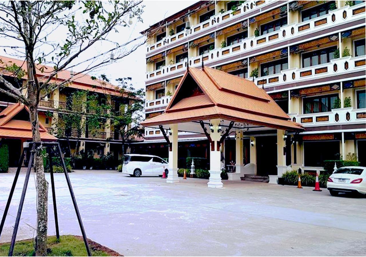 I Boutique Hotel Pluak Daeng Экстерьер фото