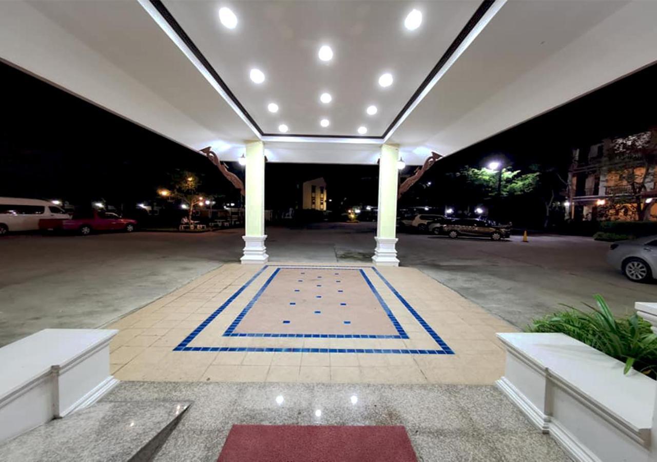 I Boutique Hotel Pluak Daeng Экстерьер фото